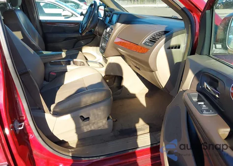 2014 Chrysler Town & Country Touring-L from USA, damaged, VIN 2C4RC1CG3ER169794